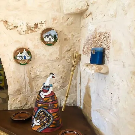 Trullo Biricchino Villa *