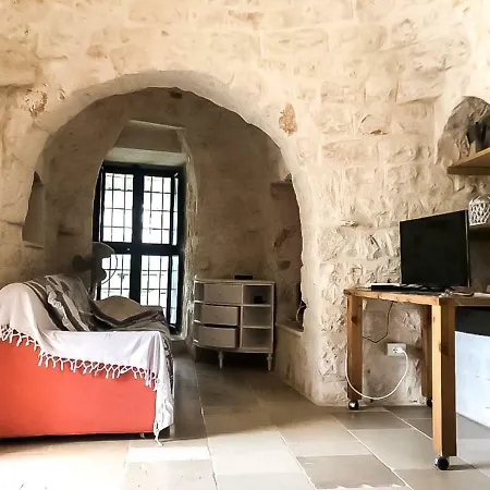 Vila Trullo Biricchino