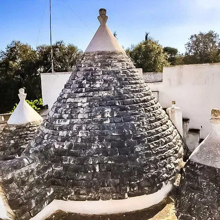 Trullo Biricchino Ostuni